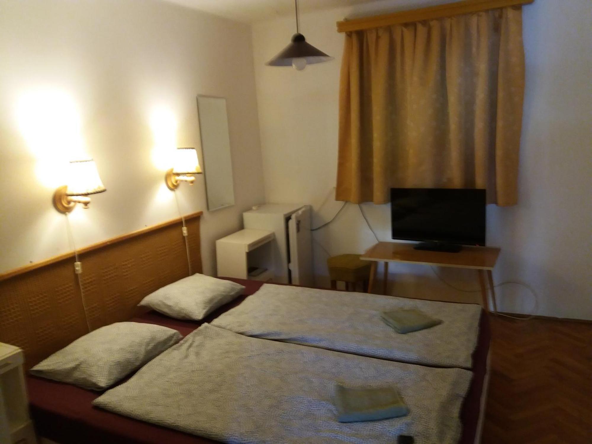 בדקסוניטומאי Badacsonyi Lugas Apartmanok מראה חיצוני תמונה